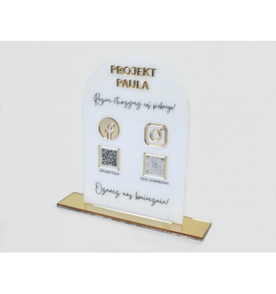 Tabliczka z plexi z nadrukiem UV i złotymi elementami